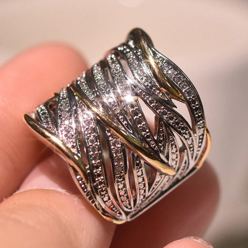 Eleganter Kreuzungsring