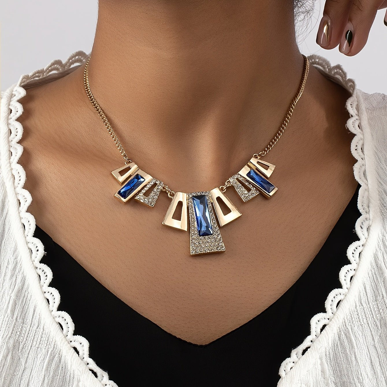 14K Gold Plattiert Geometrische Anhängerkette Für Die Geplattende Gläubige Anhängerkette