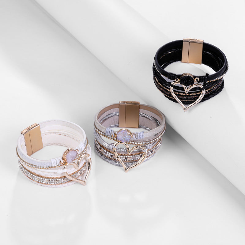 Böhmisches mehrschichtiges Herz-Lederarmband