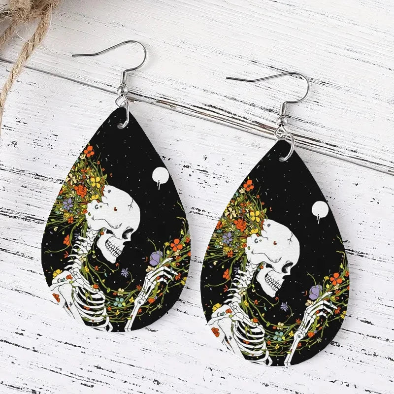 Bohemian Style PU Leather Skull Print Drop Earrings für Männer und Frauen