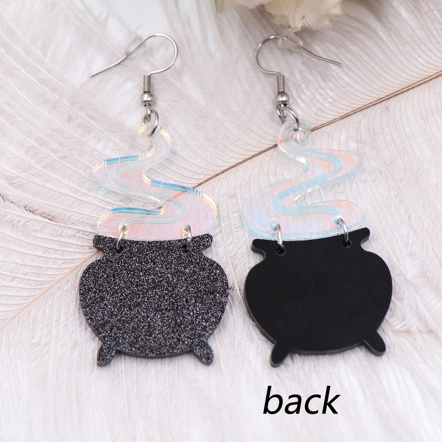 Neuheit: Hexenkessel-Ohrringe mit irisierendem Halloween-Design für Damen