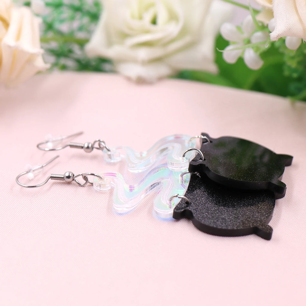 Neuheit: Hexenkessel-Ohrringe mit irisierendem Halloween-Design für Damen