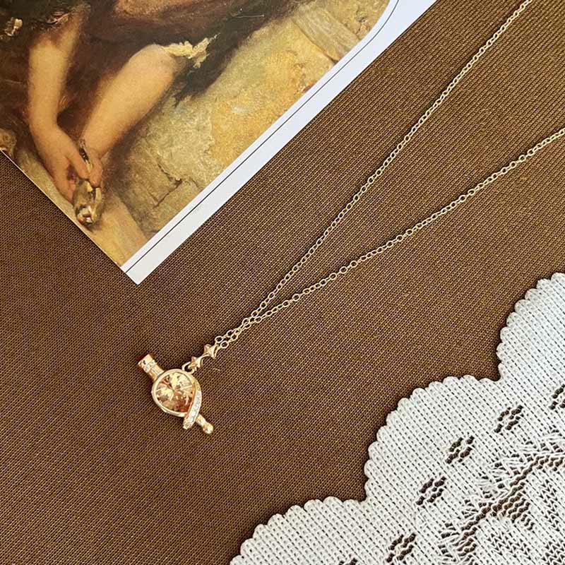 Magic Water Mysteriöses Citrinflasche Halskette