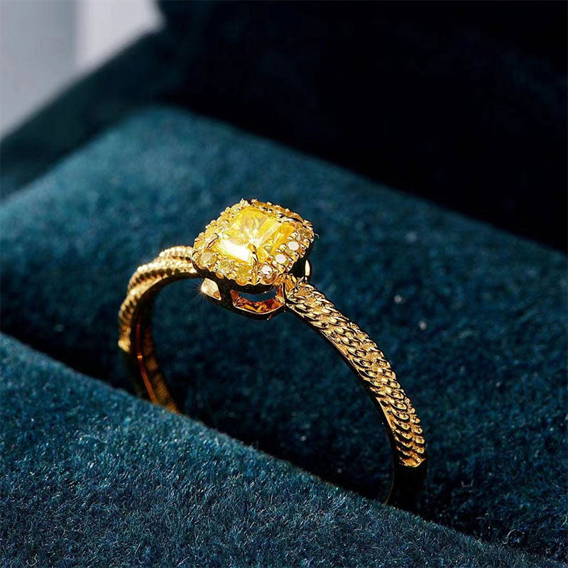 Kostenlos Heute Mondhelld Golden Kuss Kleiner Zuckerwürfel Citrin 18K Gold Plattiert Ring