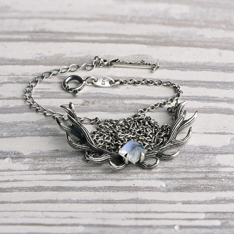 Hirschgeweih -Mondsteinkette