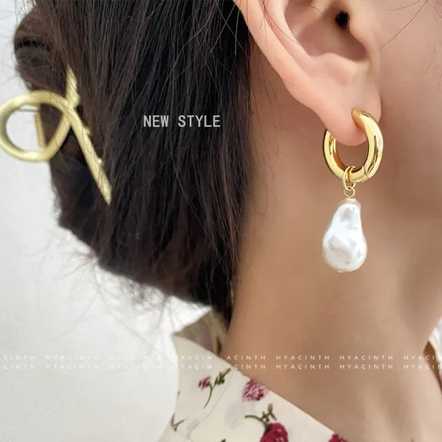 Goldene geometrische Ohrringe für Frauen | Vintage Goldohrringe