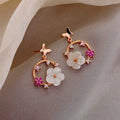 Korean Schmetterlingsblumen Ohrstecker für Frauen mit glänzendem Zirkonia Kirschblüten-Statement-Ohrring Mädchen Party Schmuck