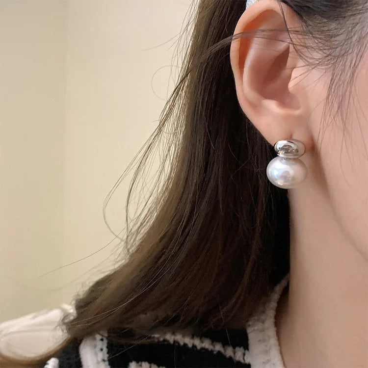 Neue Ankunft: Koreanische Retro Ovale Metallperlenohrringe für Frauen - Mode Schmuck für Partys