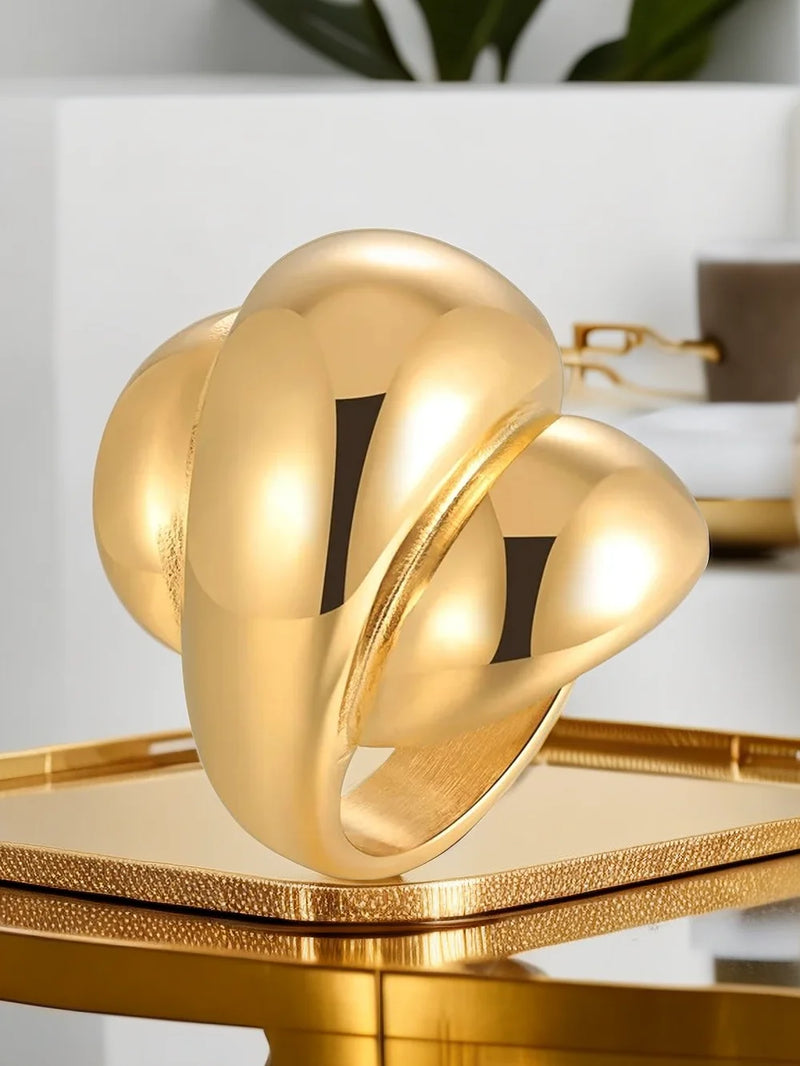 Eleganter großer Goldring für Damen - Party Schmuck mit Blumenmotiv