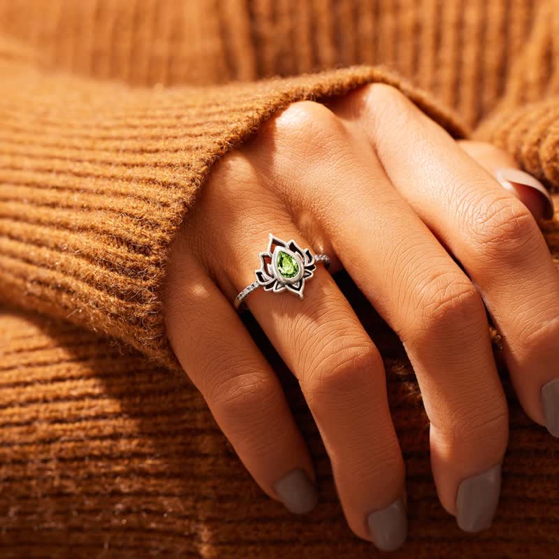 Chavri Sterling Silber Lotus Zirkon Segensschutzring