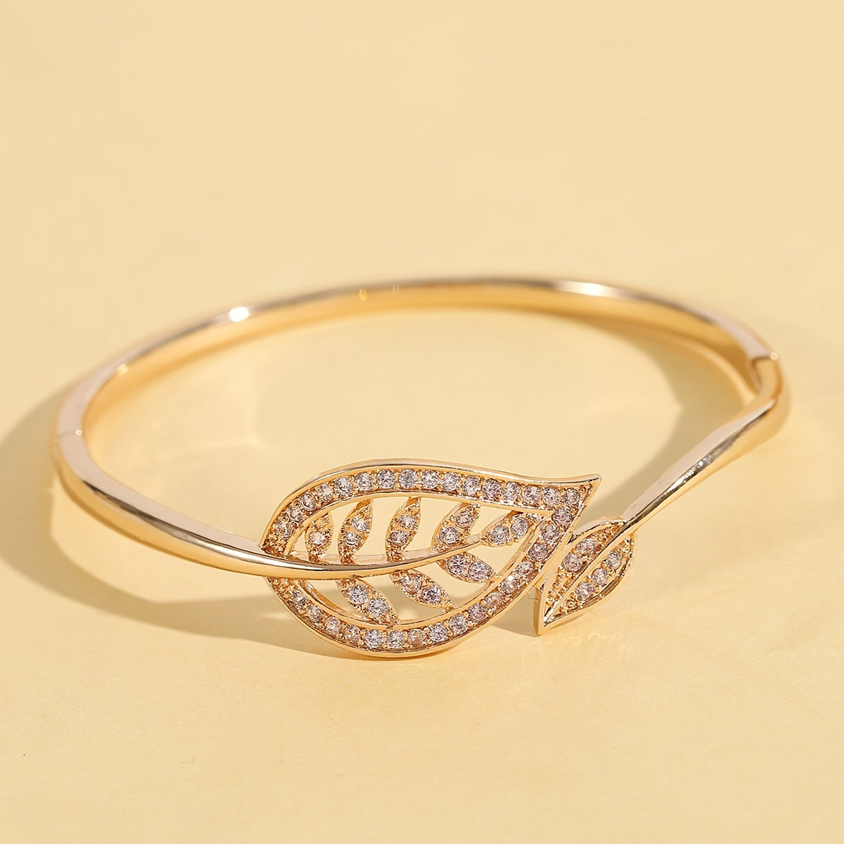 Juliette 14K Gold Plattiert Blattarmarm