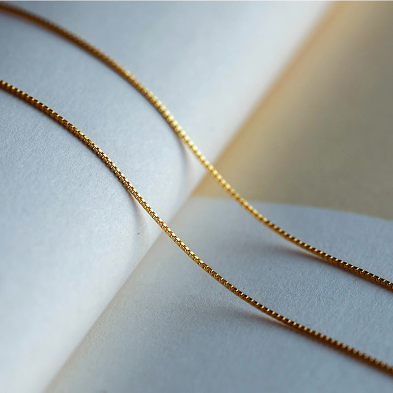 Chavri natürlicher runder Jade-Halskettenanhänger mit Friedensschnalle und Glücksfülle