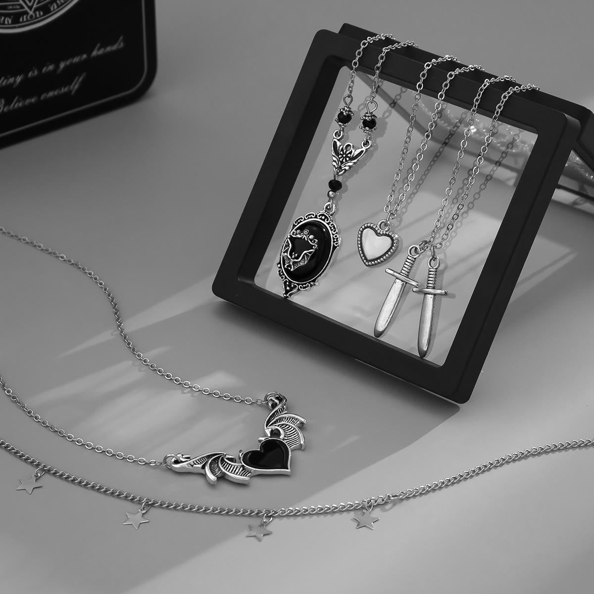 Dark Punk Love Wings Pendentin Halloween Halskette