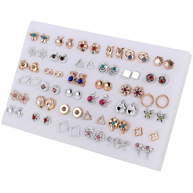 Elegantes Set mit Strass-Steckerohrringen für Mädchen und Frauen