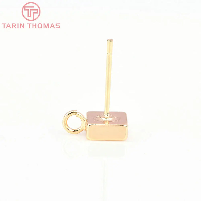 Hochwertige DIY-Schmuckzubehör Großhandel - Quadratische Ohrstecker aus Messing in Goldfarbe (10 Stück)