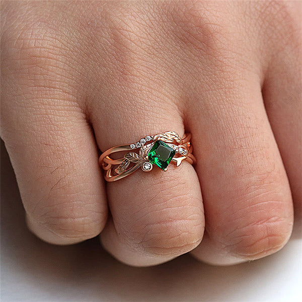 Fantasy Natur Inspirierte Stecking Emerald Ring