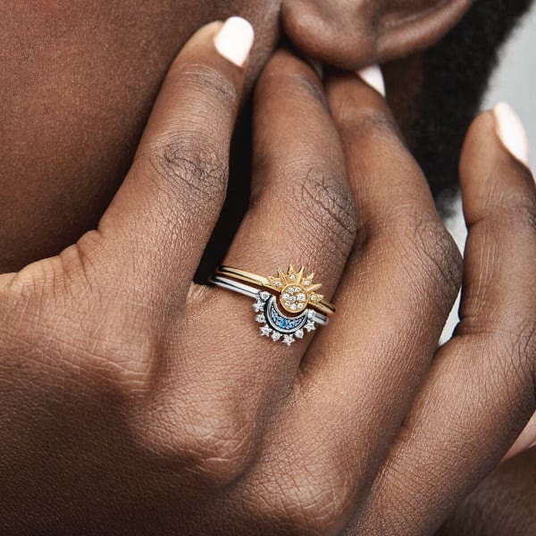 2 Pcs Himmlische Funkelnde Sonnenmond -Ring -Set