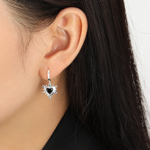 Modische schwarz-weiße Liebesherz-CZ-bunte baumelnde Ohrringe aus 925er-Sterlingsilber