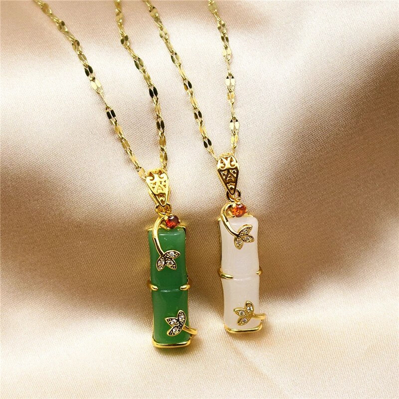 Jade-Amule-Halskette