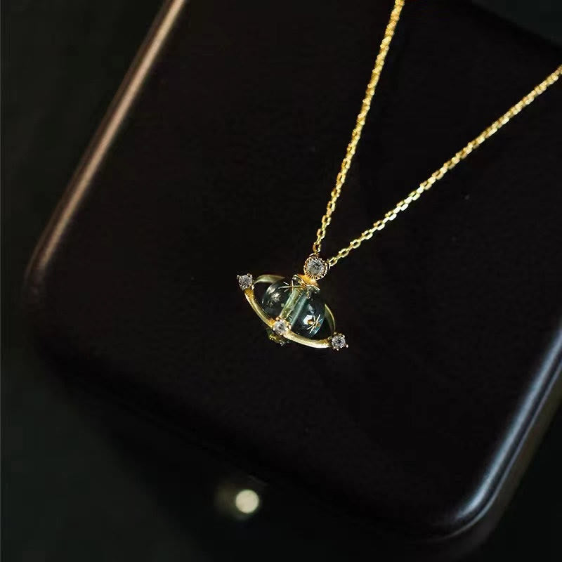 Zarter Blauer Planet Mit Sternen Halskette