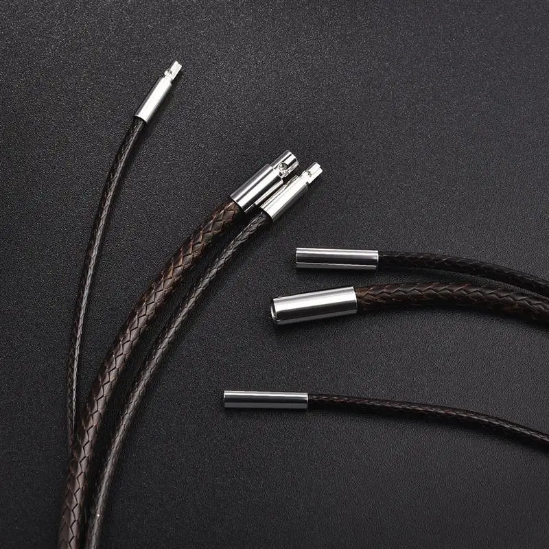 Schwarzer Lederhalskettenanhänger | Lederbandhalskette Anhänger