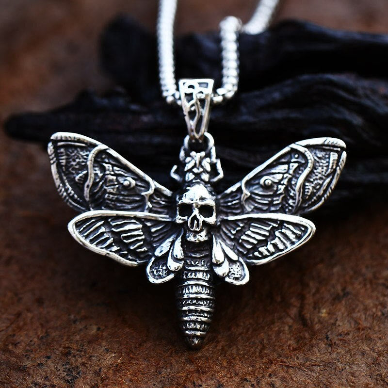 Dead Head Skull Moth Halskette