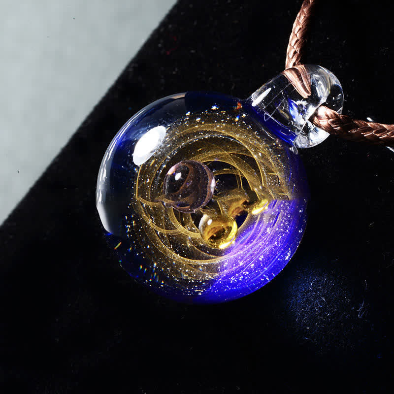 Kosmische Nebel -Element -Glas Halskette