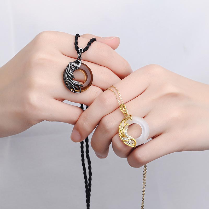 Chavri Obsidian Chalcedon Meditation Halskette mit rundem Anhänger