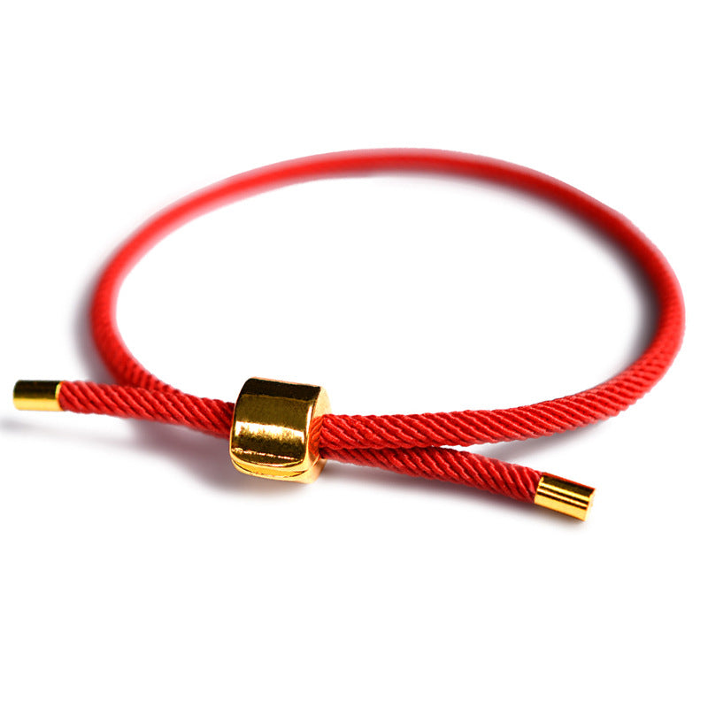 Chavri Lucky Red String Armband