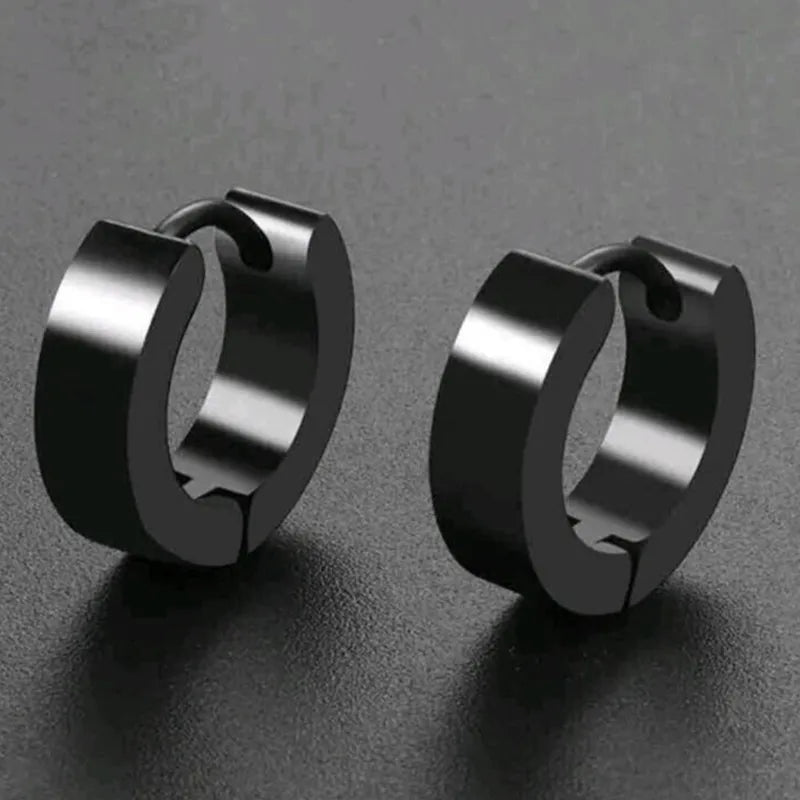 Schwarzes Unisex-Ohrring-Set aus Edelstahl mit 5 Paaren Piercing-Hoop-Ohrringen für Männer und Frauen Gothic Street Pop Hip Hop Circle Earring