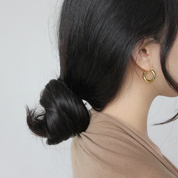 Verkauf Einfache Tiny Tube Circle 925 Sterling Silber Huggie Creolen