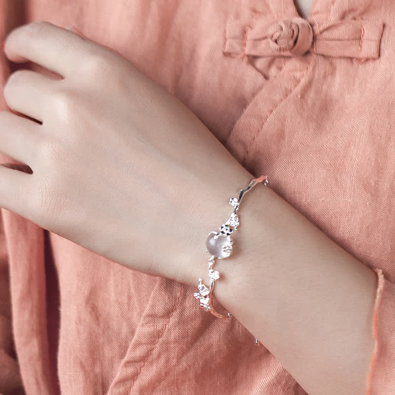 Chavri Pflaumenblüten-Chalcedon-Positiv-Armband