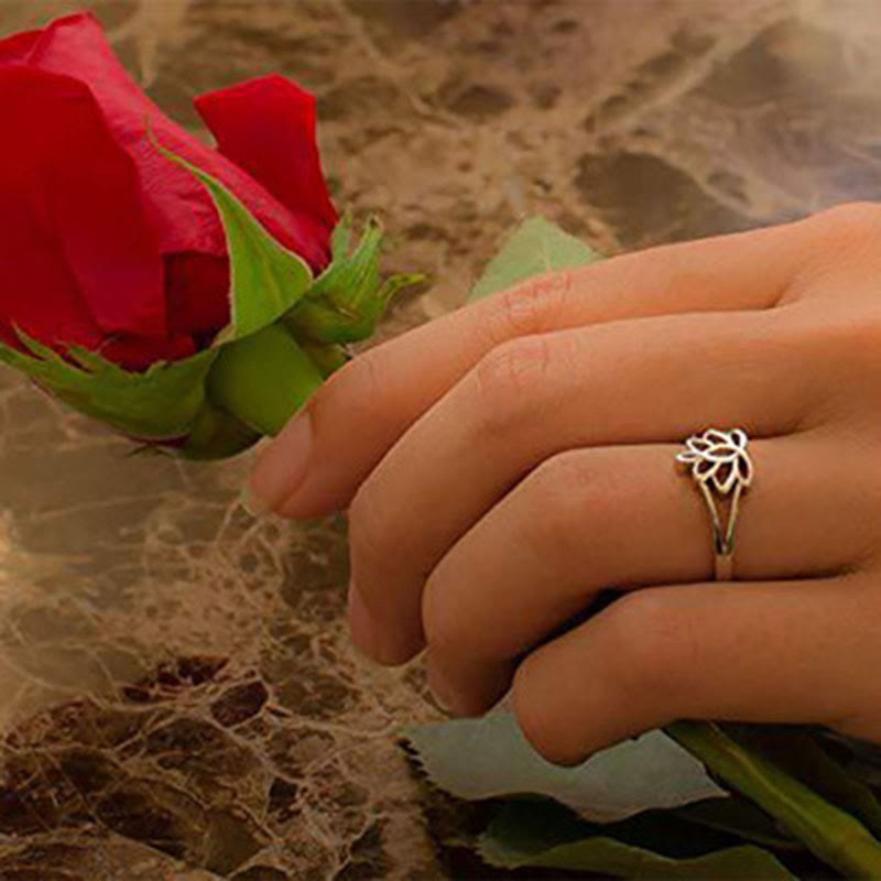 Chavri Natürlicher Lotus-Symbol-Erleuchtungsring