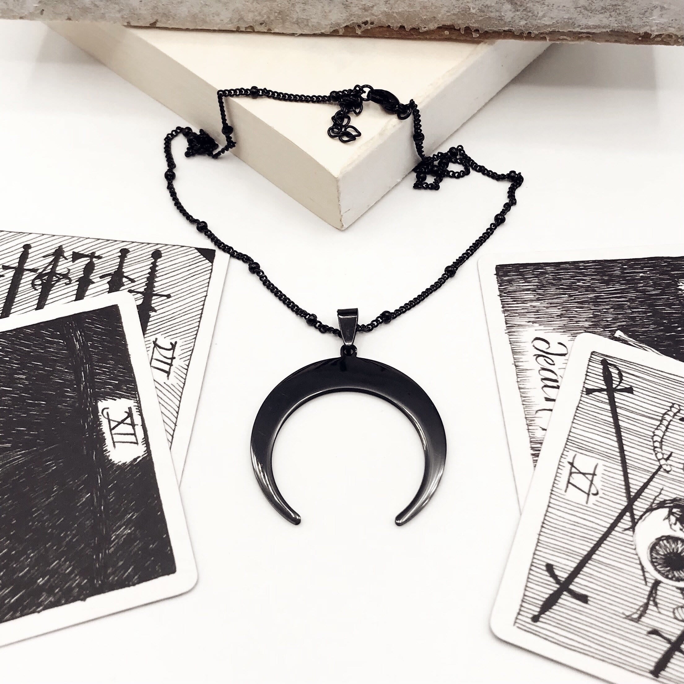 Black Moon Edelstahl Halloween Halskette