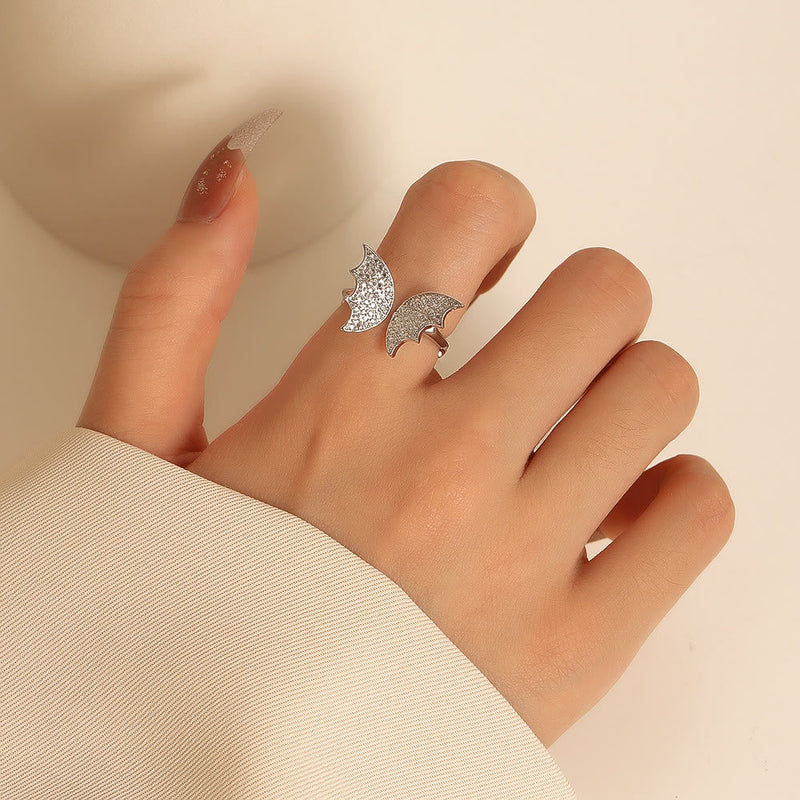 Schwarze Fledermausflügel Klingeln