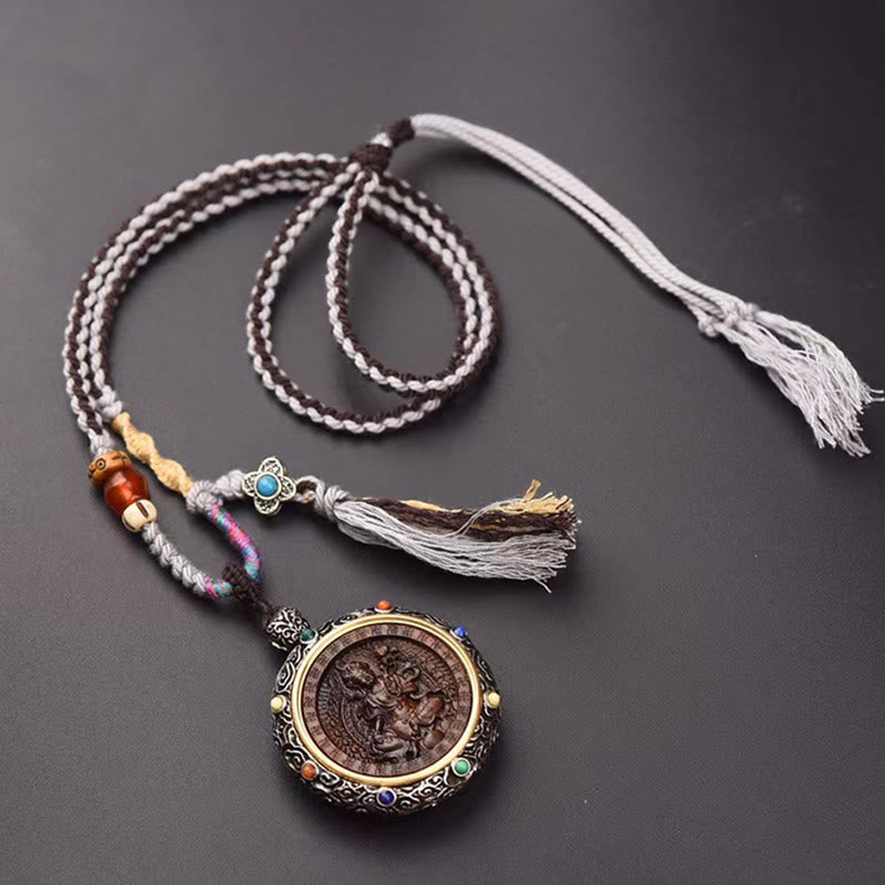 Chavri Agarwood Nine Tailed Fox Zakiram Göttin des Reichtums Grüne Tara Thangka Luck String Halskette