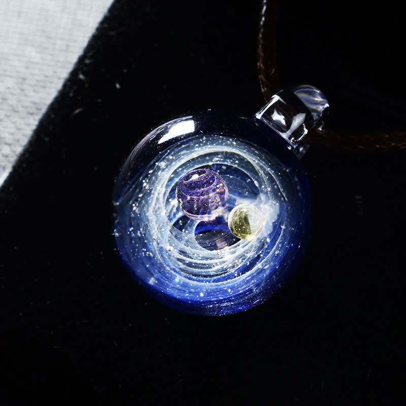 Kosmische Nebel -Element -Glas Halskette