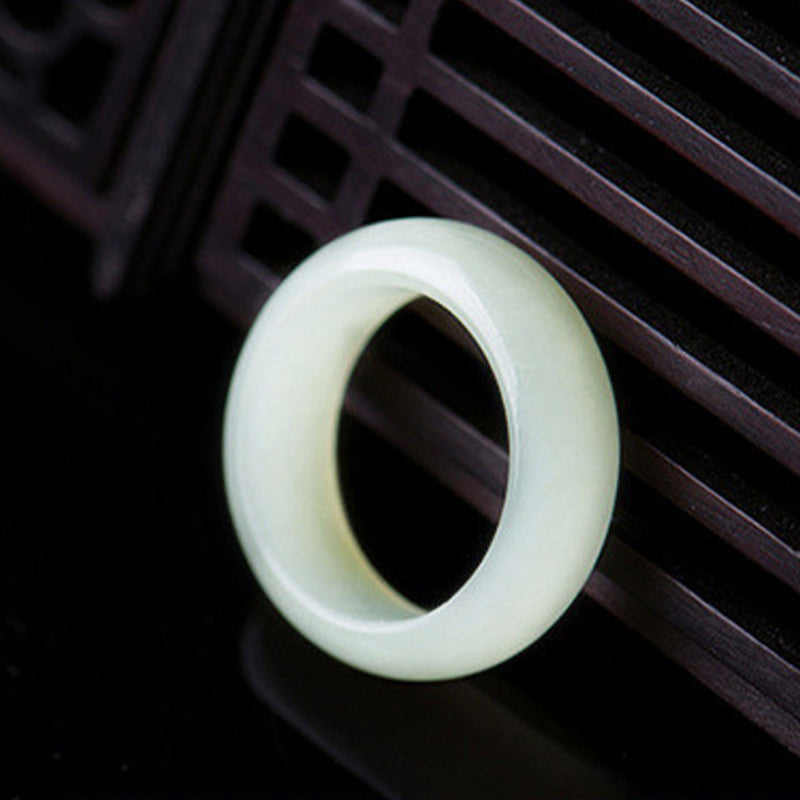 Chavri Runder weißer Jade-Cyan-Jade-Schutzring