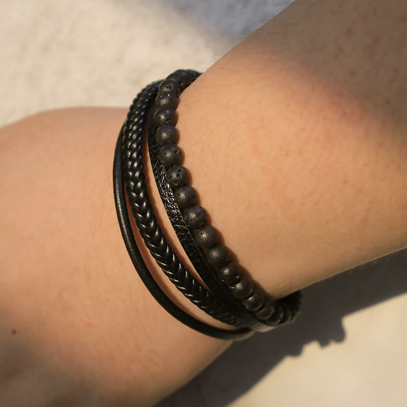 Chavri natürliches Lavagestein-Lederarmband mit schwarzen Onyxperlen