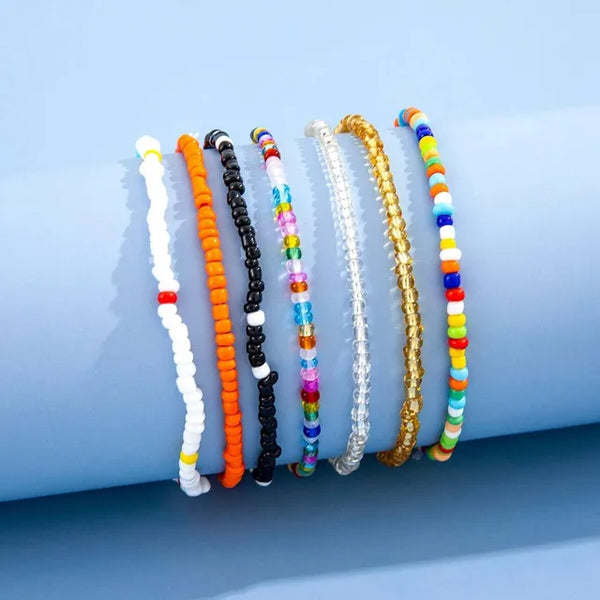 Bunte elastische Fußkettchen mit Perlen - 7-teiliges Set