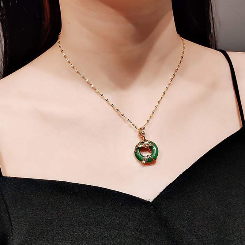 Chavri Lotus Muster Jade Glück Halskette Kettenanhänger