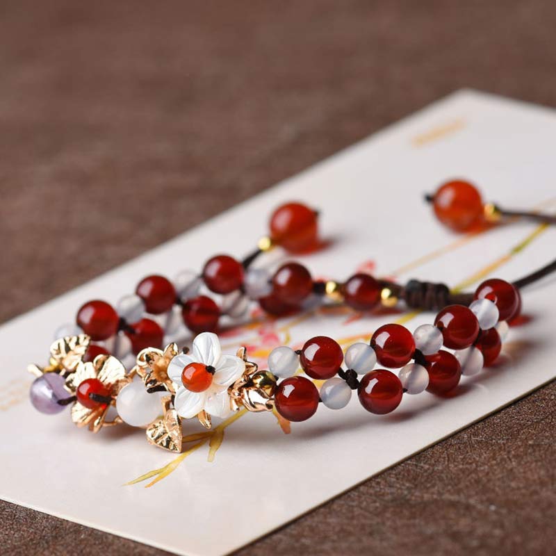 Chavri grünes Aventurin-Granat-Perlen-Blütenblatt-Glücksarmband