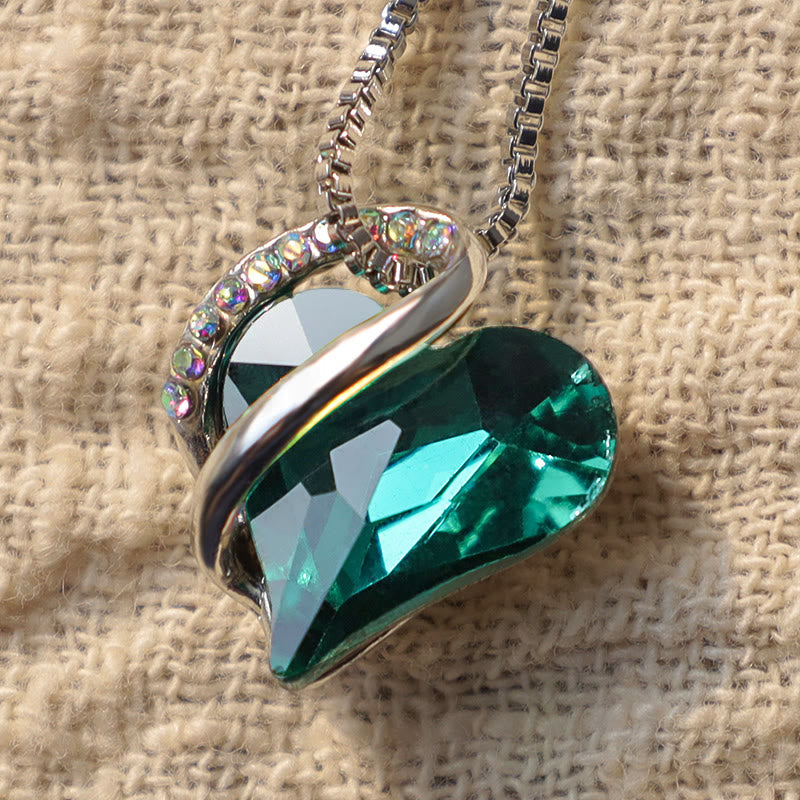 Chavri Liebesherz-Halskettenanhänger mit Geburtsstein und heilender Energie