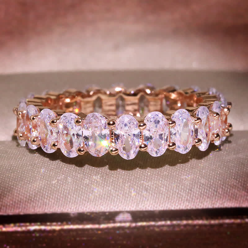 Goldplattierte Ringe Ovaler Kubikzirkonia Liebesring