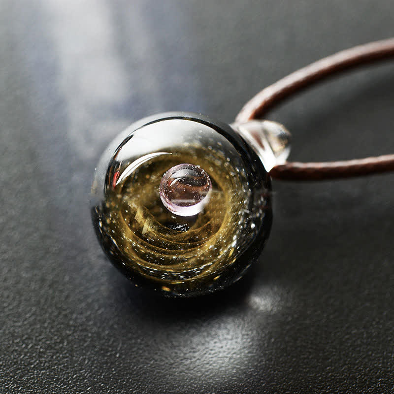 Kosmische Nebel -Element -Glas Halskette