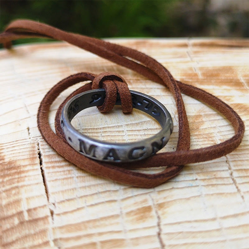 Collectors Edition Uncharted Nathan Drakes Ring Mit Halskettenriemen