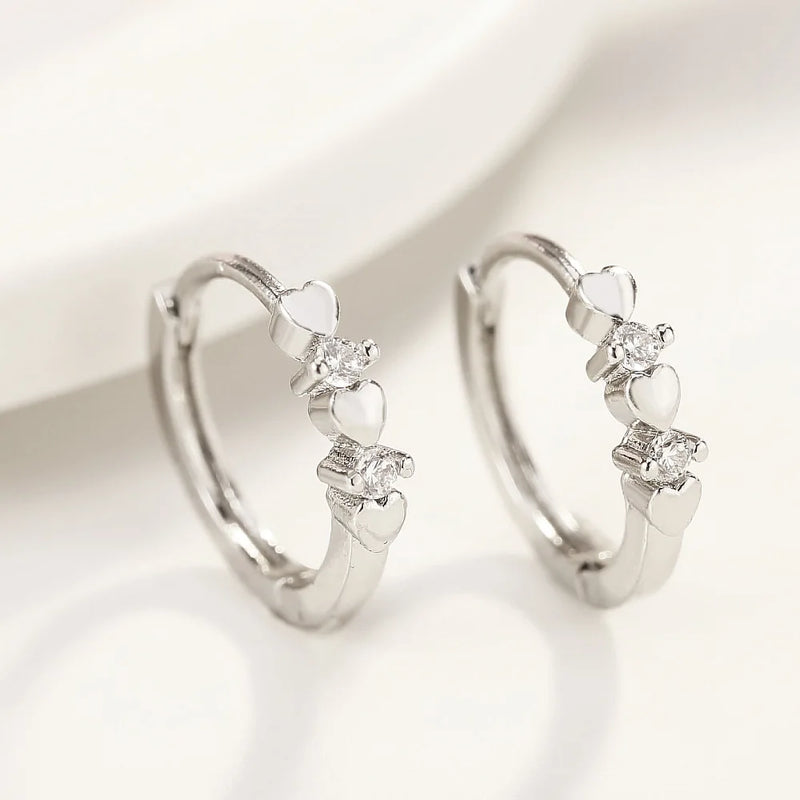 Kleine Kreisohrringe mit 925er Silbernadel für Mädchen und Frauen, Edelstahl CZ Herz Ohrhänger, hypoallergene Piercing Ohrstecker Schmuck