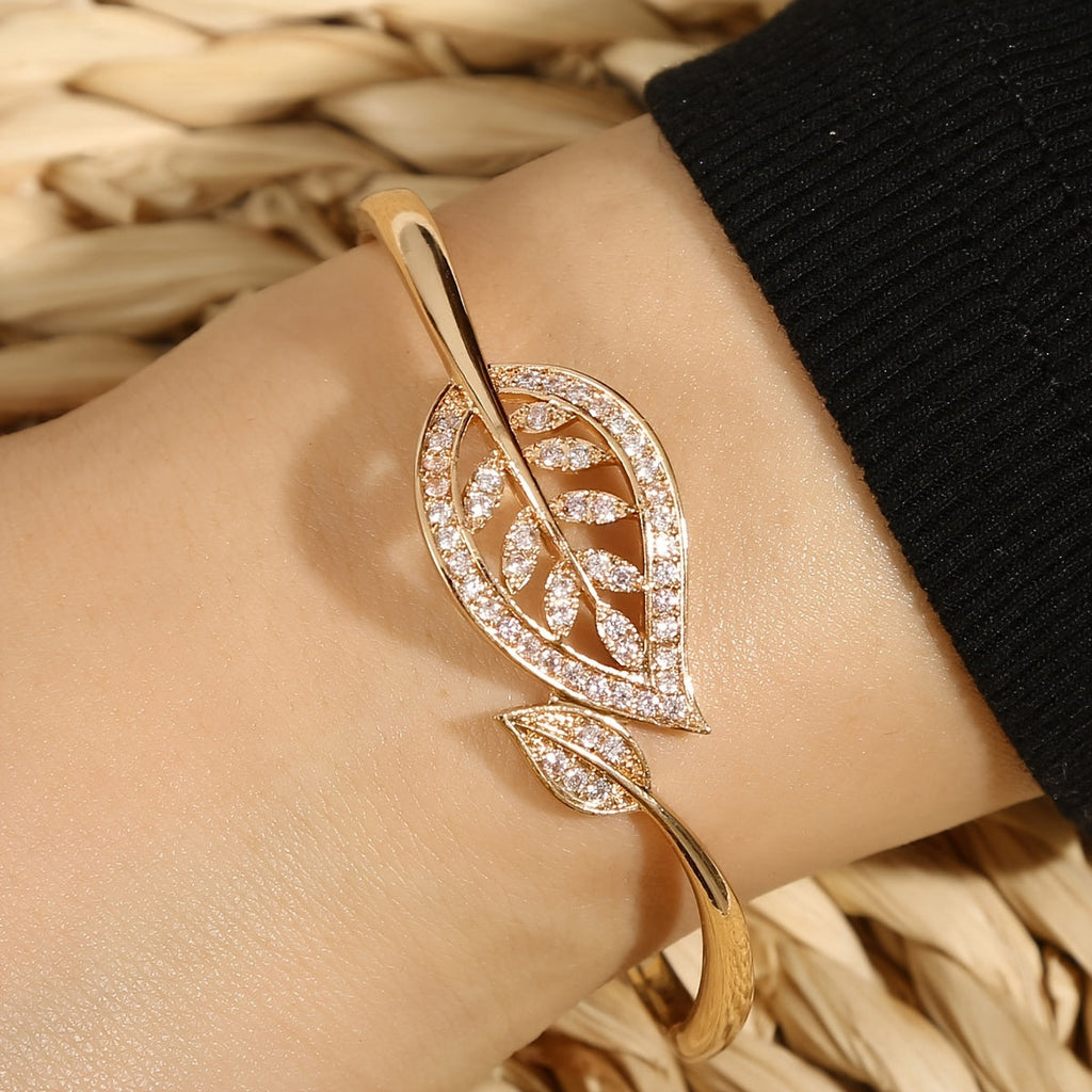 Juliette 14K Gold Plattiert Blattarmarm
