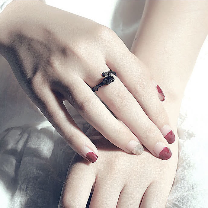 Verstellbarer Schwarzer Rosenring