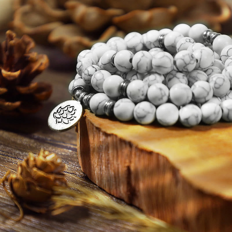 Chavri Weiß Türkis Lotus Mala Heilarmband